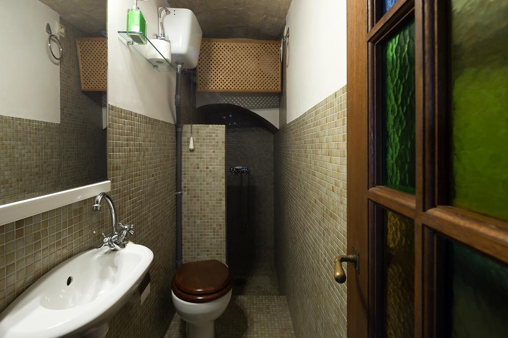Holi-rent Historic House Next To The Alcazar Appartamento *
